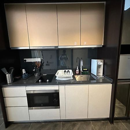 Scarletz Suites Klcc By Numa กัวลาลัมเปอร์ ภายนอก รูปภาพ