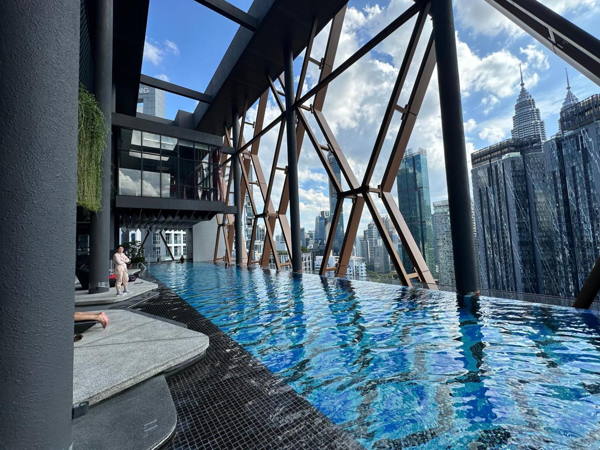 Scarletz Suites Klcc By Numa กัวลาลัมเปอร์ ภายนอก รูปภาพ